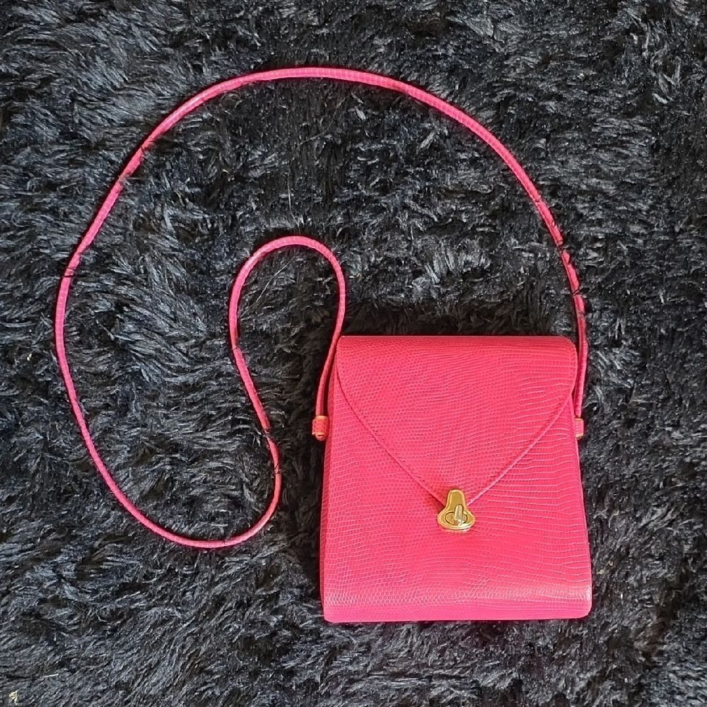 Elegant Pink Women's Bag